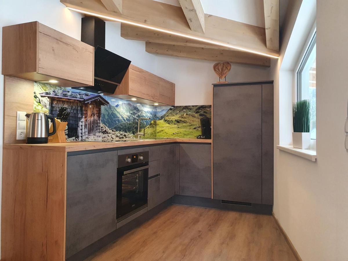Alpen Appartements Viehhofen - Incl Sommercard Zell Am See فيهوفن المظهر الخارجي الصورة