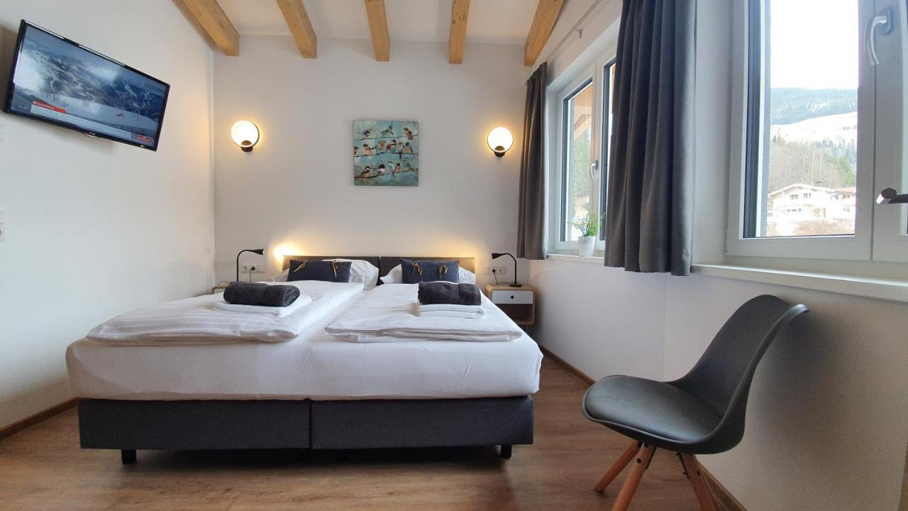 Alpen Appartements Viehhofen - Incl Sommercard Zell Am See فيهوفن المظهر الخارجي الصورة