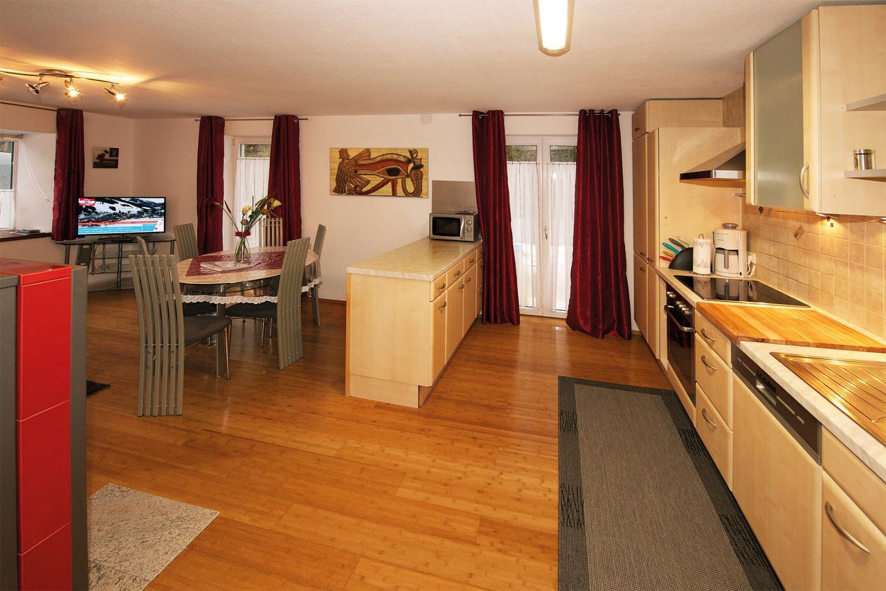 Alpen Appartements Viehhofen - Incl Sommercard Zell Am See فيهوفن المظهر الخارجي الصورة