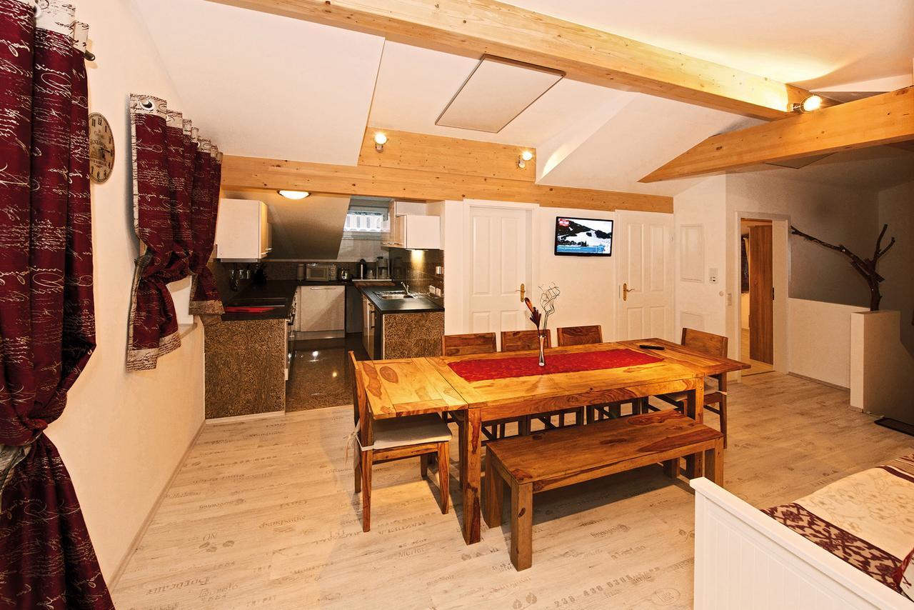 Alpen Appartements Viehhofen - Incl Sommercard Zell Am See فيهوفن المظهر الخارجي الصورة